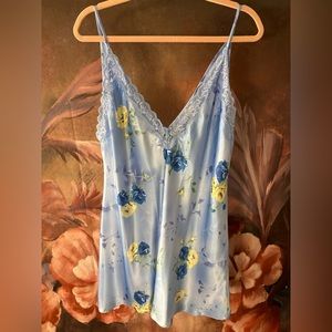 Beautiful Sky Blue California Dynasty Floral Slip/Chemise Size XL